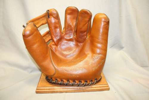 Bill Doak Rawlings H Black Tag Front